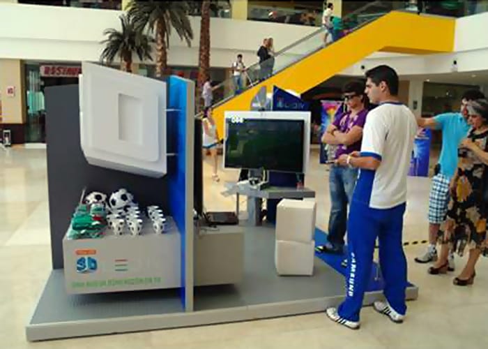 Un Stand para plazas de One Marketing es un stand tipo kiosco o en isla para exhibición en centros comerciales o supermercados.