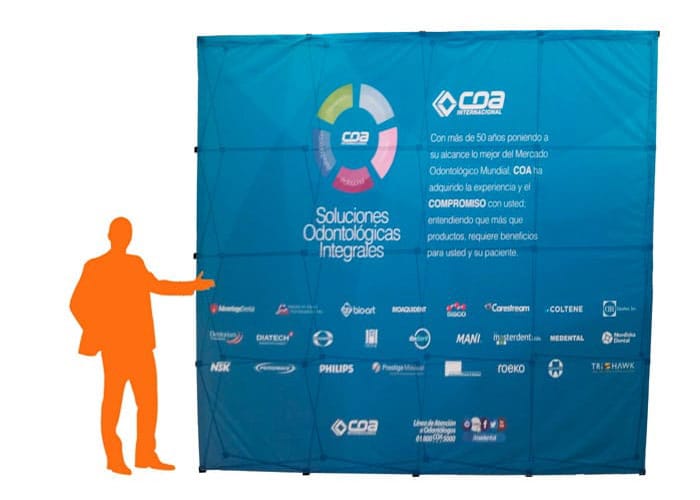 Display tipo Display Araña 4x4 Nacional de One Marketing